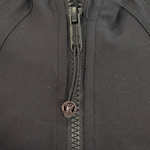 NWT Lululemon Define Cropped Jacket Nulu In Black Size 10 - Picture 3 of 10